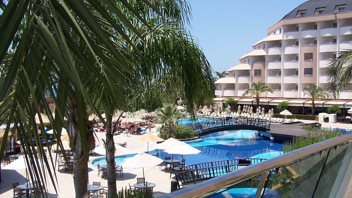 Отель Long Beach Resort & SPA 5* в Алании