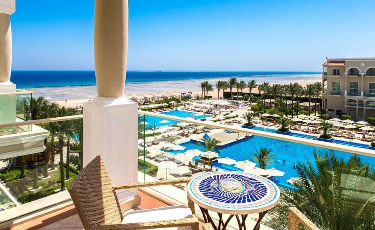 Отель Premier Le Reve Hotel 5* для взрослых в Египте