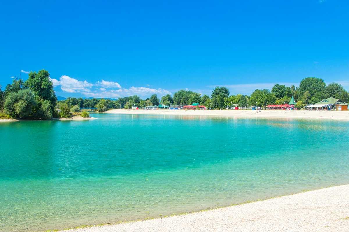 пляж в Загребе в Хорватии
