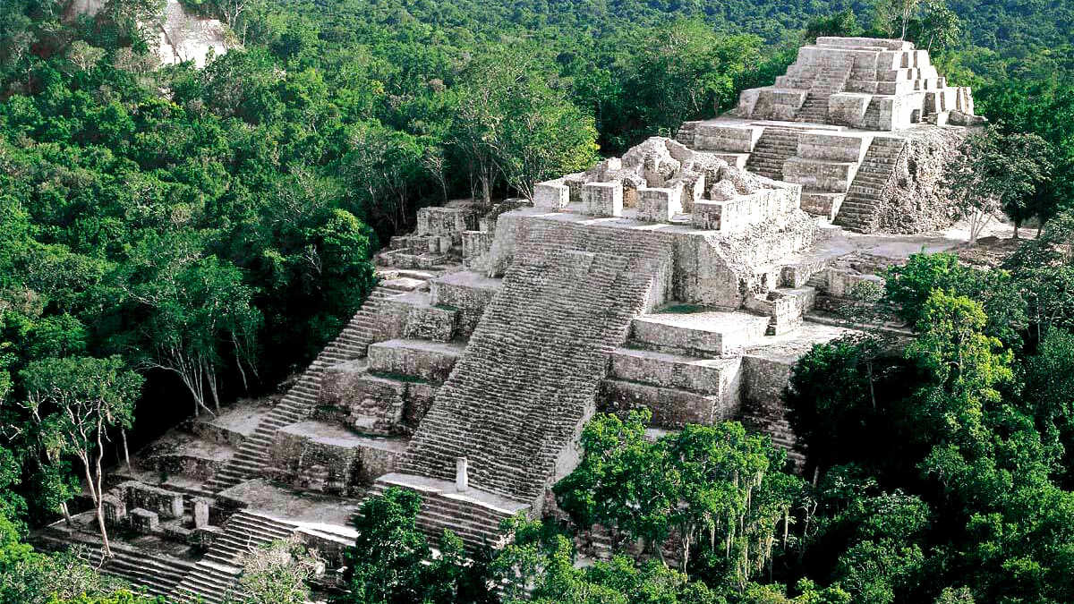 древний город Калакмуль Мексика