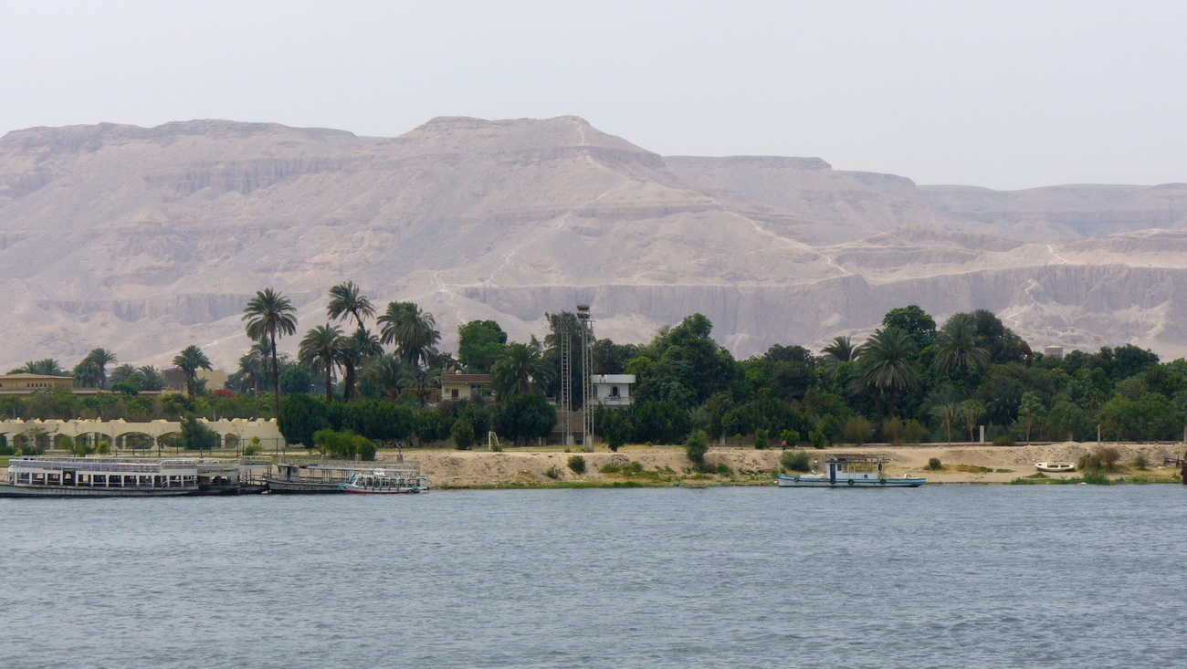 Нил - левый (западный) берег